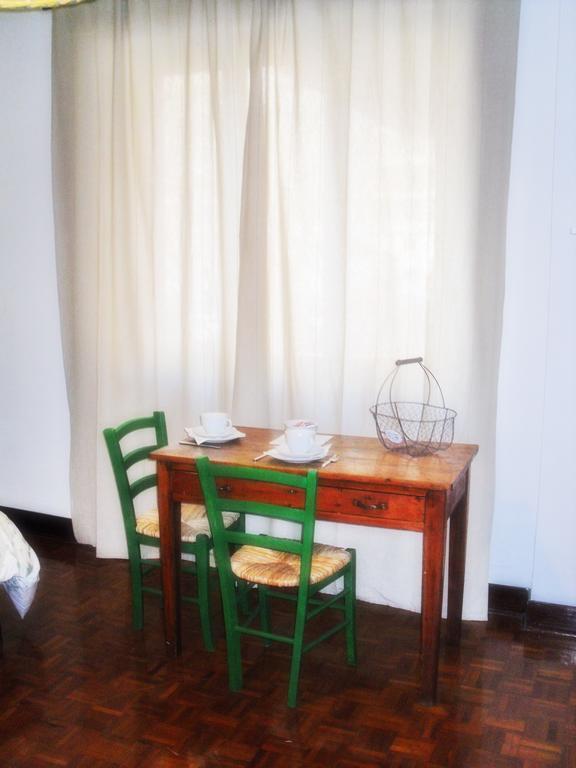 Out Of Time Bed & Breakfast Rome Room photo